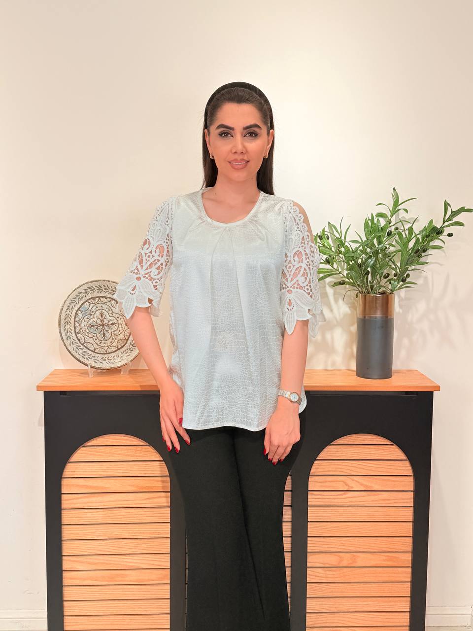شومیز پوست ماری سرشانه گیپور