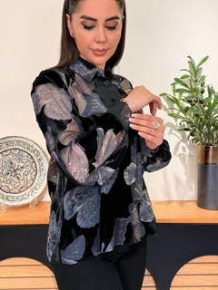 شومیز مخمل پروانه زنانه