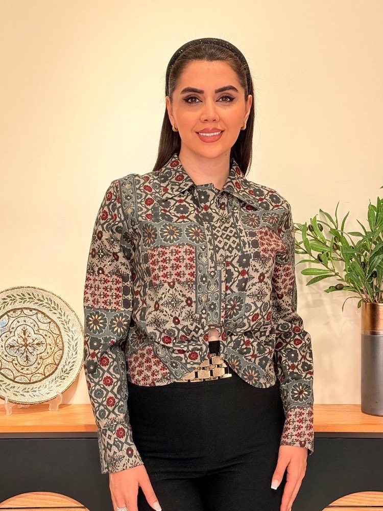شومیز کراپ پارچه باتیک مدل خاتون